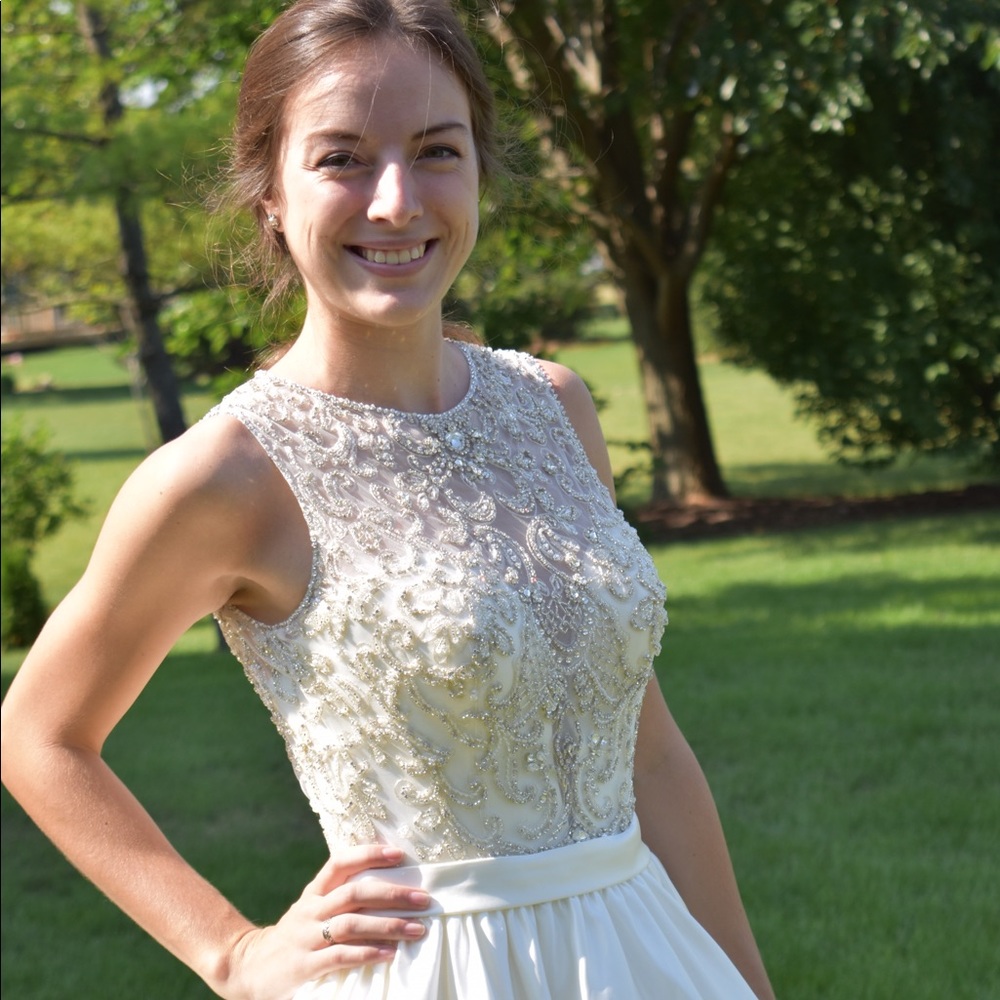 Wedding dress